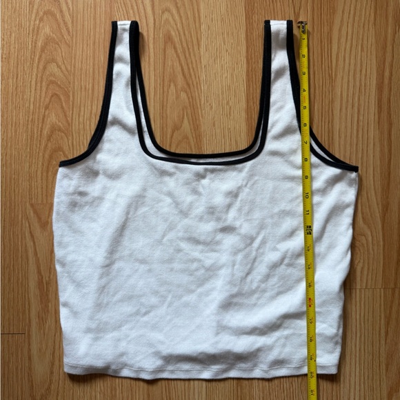 SOLD Abercrombie and Fitch Essential Squareneck Rib Tank White and Black Size XL - Picture 5 of 6